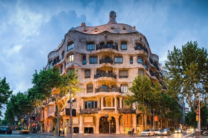 TOP Barcelona : Private guided tour with your mobile