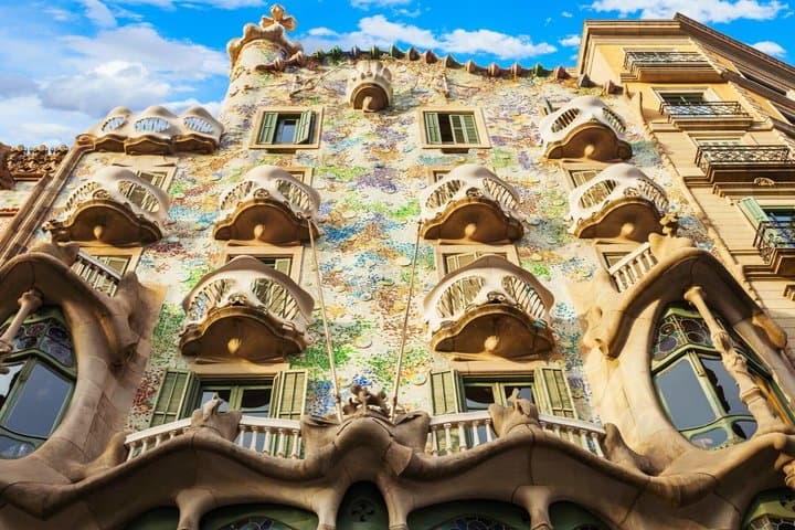 TOP Barcelona : Private guided tour with your mobile