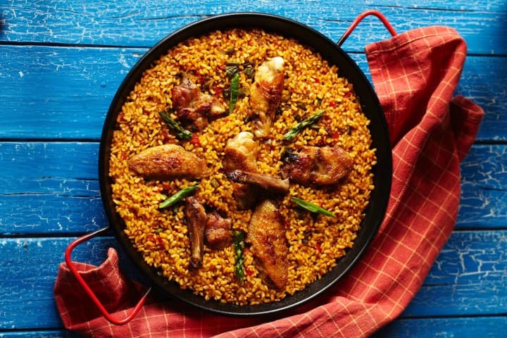 Valencian paella