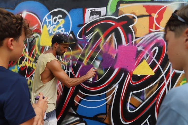 Private Barcelona Graffiti Workshop with a Street Artist