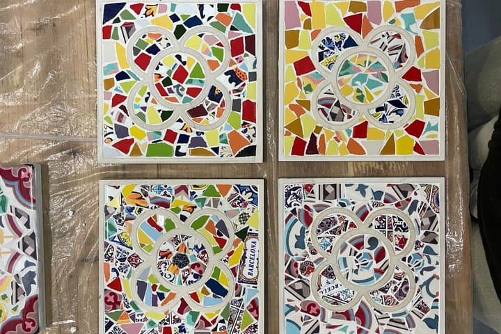 Guided “Flower of Barcelona” Panot Shape Mosaic Workshop 2 Hours
