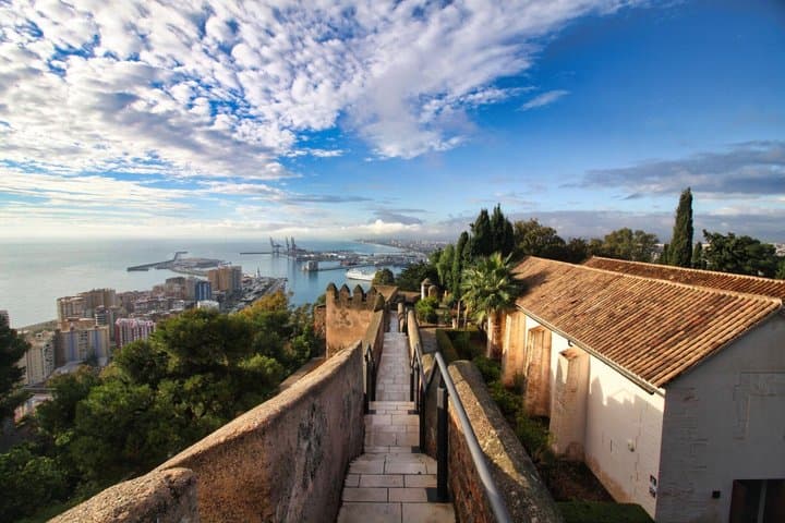 Best of Malaga and White Coastal Villages Private Tour