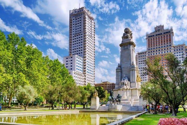 Plaza de España: The monument to Cervantes and Don Quixote, at the foot of the historic skyscrapers.