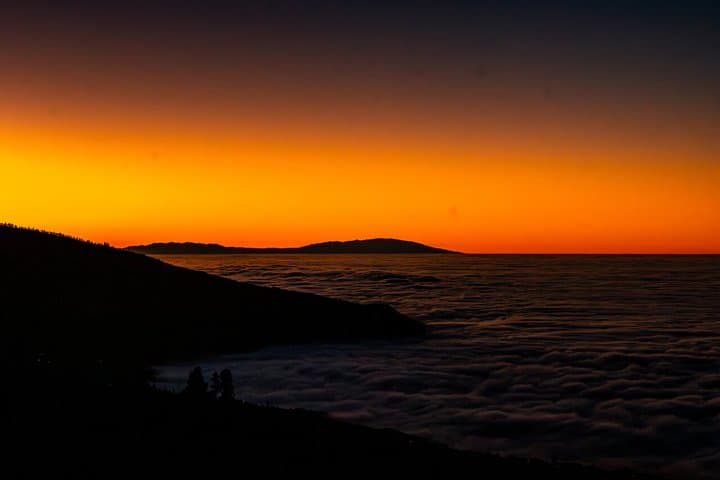Teide Volcanic Sunset with Dinner and Stargazing