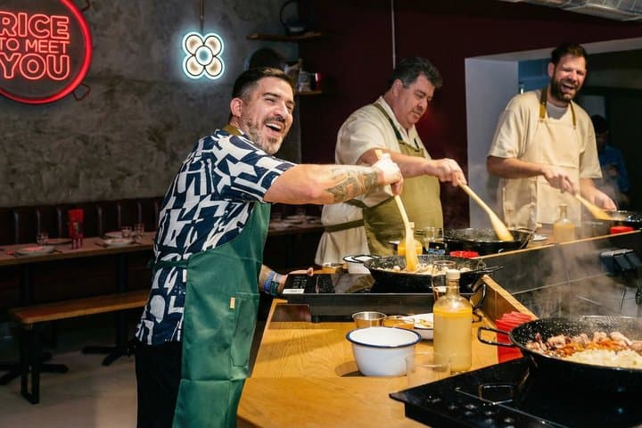 Paella Cooking Class in Barcelona | Small Group, Cava & Wine