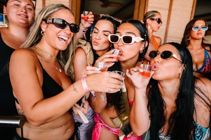 Ibiza Sunset Boat Party with Nightclub Entry