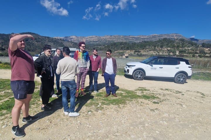 Private Siurana village & tasting wines cellar with hotel Pickup