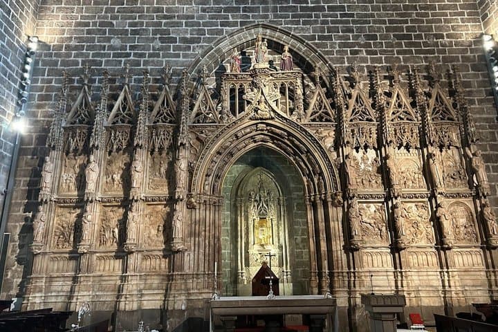 Valencia Cathedral and Holy Grail Tour with Fast Track Entry