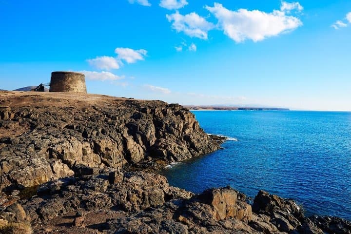 North Fuerteventura : Visit El Cotillo, Wine and Dunes
