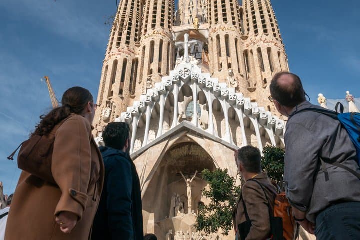 Barcelona Sagrada Familia Small Group Tour, Optional Tower Access