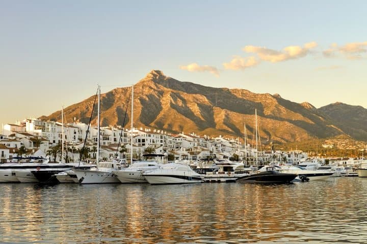 Explore Mijas and Marbella on a Day Trip from Malaga