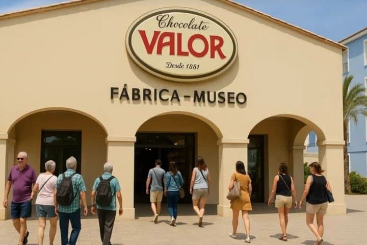 Visit 2 Chocolate factories and village of colorines, Villajoyosa