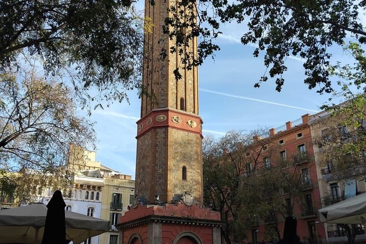 Hidden Gracia with Tapas & Wine - A Local Barcelona Experience