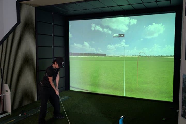 Indoor Golf Simulator at The Golf Cove