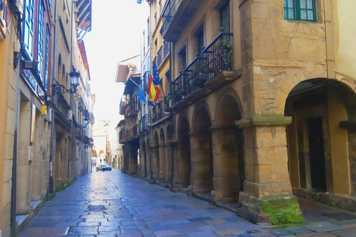 Walking Tour of the Historic Center of Aviles