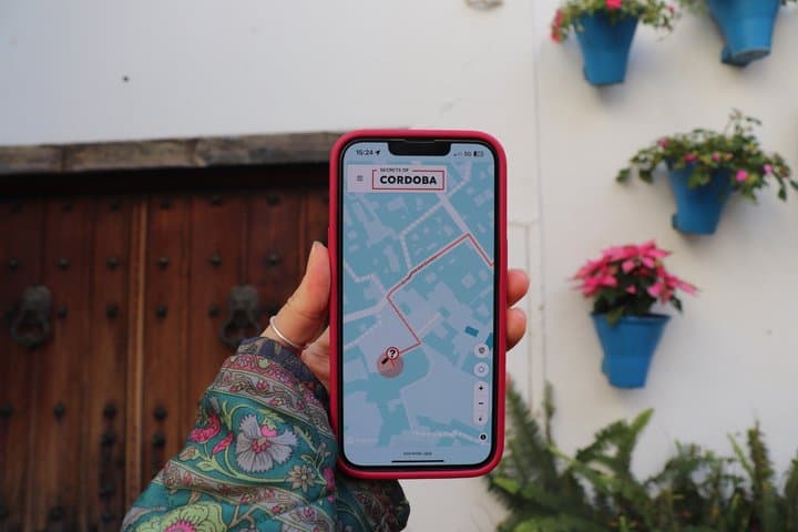Self-Guided Secrets of Cordoba Exploration Game Tour
