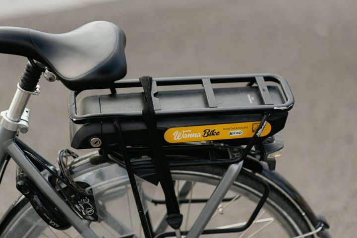 Barcelona Premium Dutch E-Bike Rental 1h-3 Days | Free GPS Routes