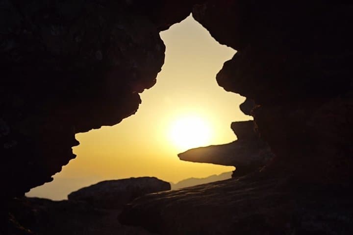 Sunset in El Torcal from Malaga : route and local peck
