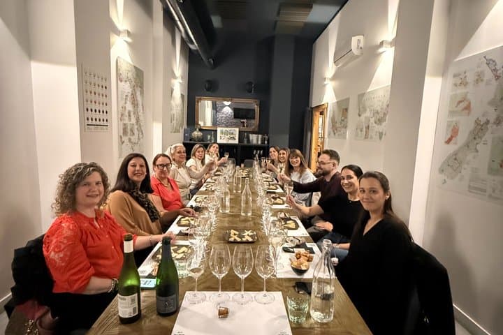 Rioja & Txakoli Wine Tasting in Bilbao with a Local Sommelier