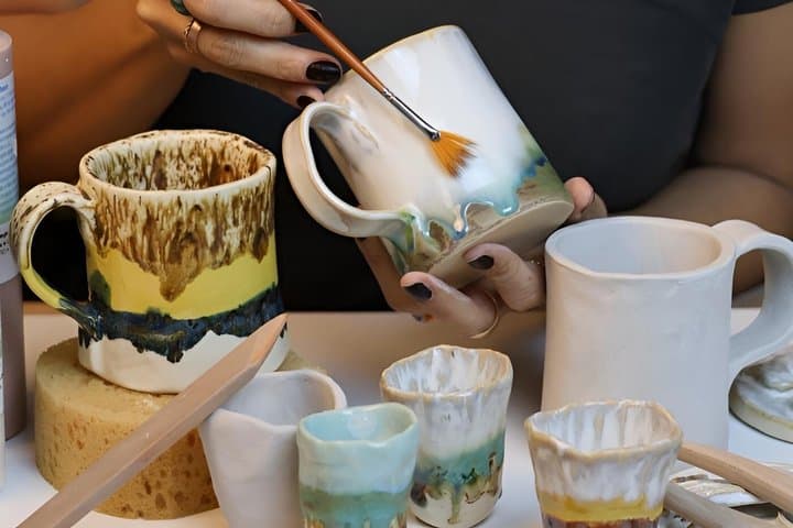 Ceramics and Wine Workshop in Barcelona