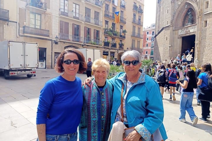 Barcelona Private Tour: Discover the City’s Highlights.