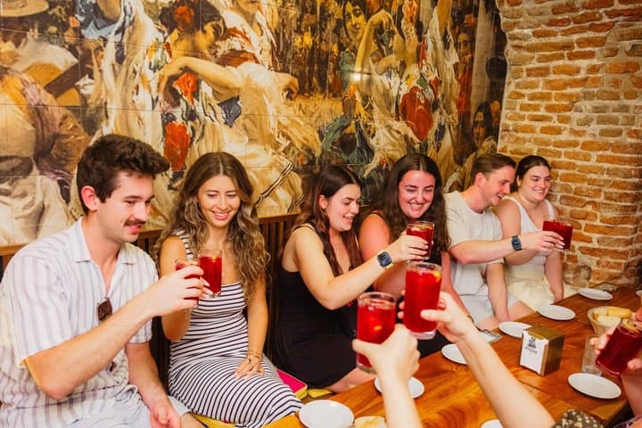 Madrid: Small-Group Food Tour with Local Tapas & Spanish Wine