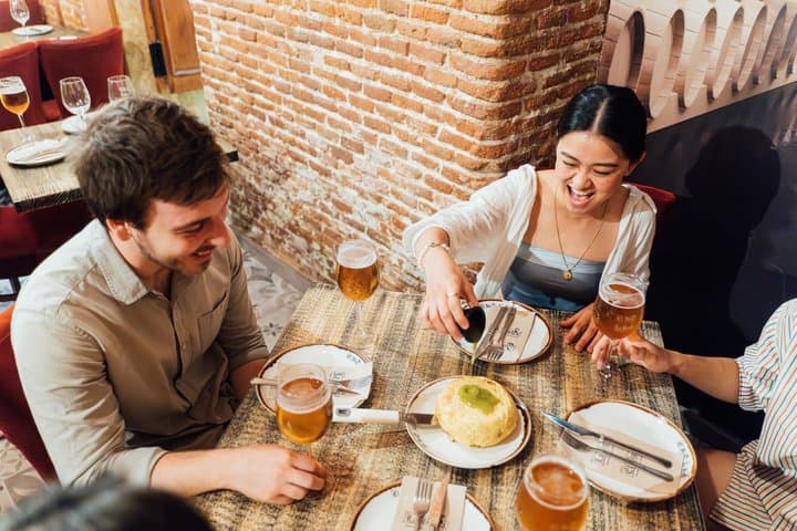 Madrid: Private Tapas & Wine Food Walking Tour in La Latina