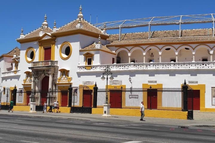Discover Iconic Landmarks and Culture in Seville by Tuk Tuk