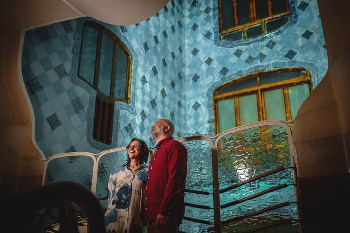 Casa Batlló : Night Tour with Copa de Cava