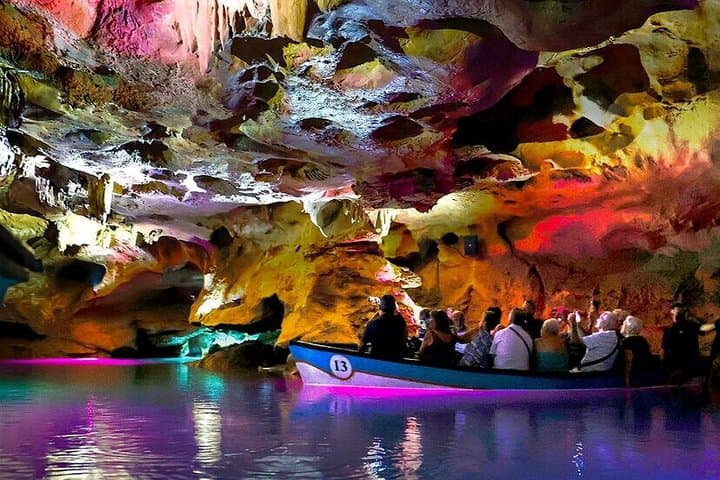Caves of San Jose adventure along the Valencia underground river