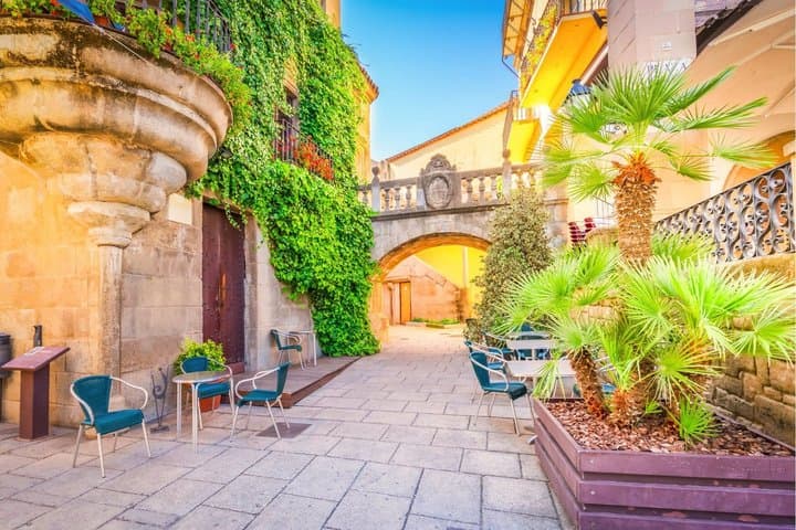 Barcelona: Poble Espanyol Open-Air Museum Ticket with Audio Guide