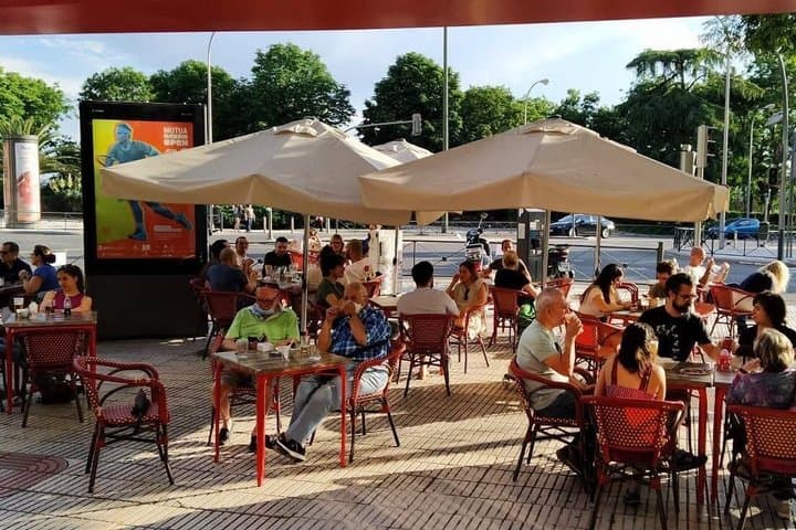 Madrid: Spanish Wine Tasting Overlooking Parque del Oeste