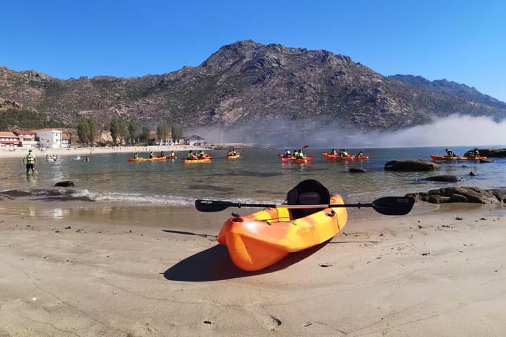 Kayaking to Ézaro Waterfall: Guided Kayak Tour