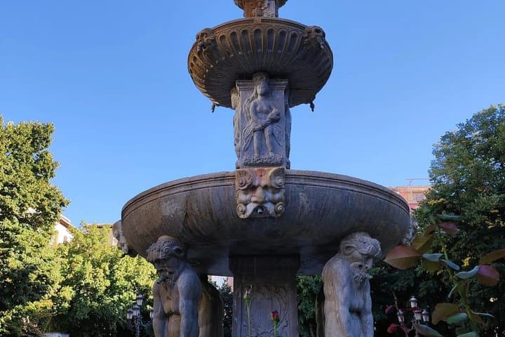 Granada Self Guided Walking Tour Landmarks with Audio and Quiz