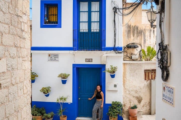 Alicante Shore Excursion: Old Town Walk and Photos Included