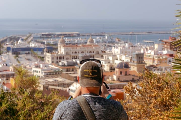 Alicante Shore Excursion: Old Town Walk and Photos Included