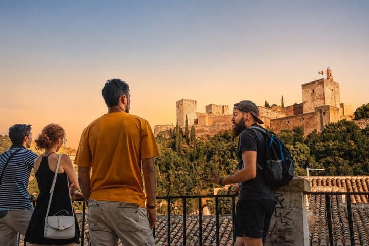 Golden Hour in Granada: Sunset Walking Tour with Play Granada