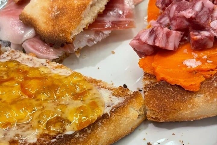 Bite and Bliss: A Seville Brunch Stroll