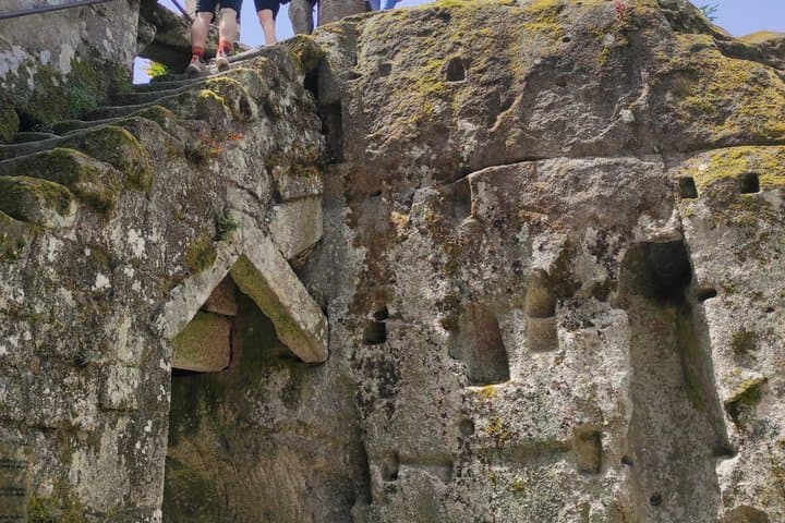 Ribeira Sacra Tour; Canyons, Sil River and Ourense
