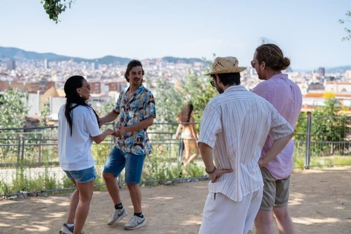 Come, dance Salsa for beginners in Montjuic Park