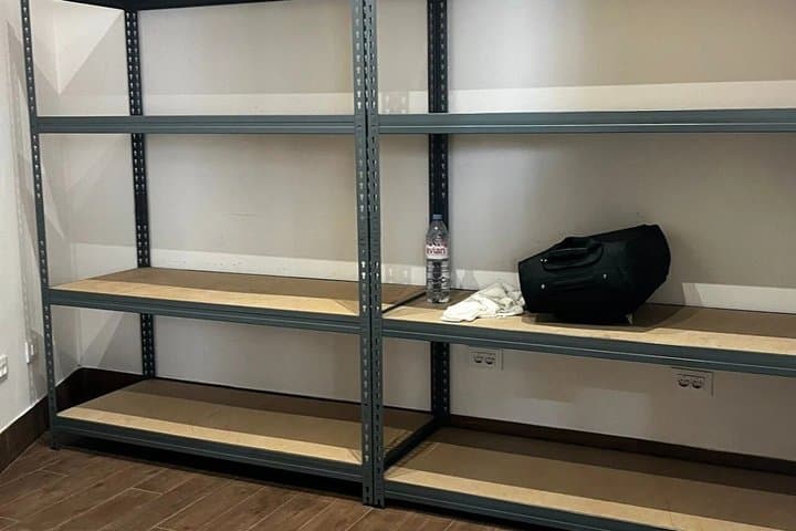 Ocean Life secure storage and luggage storage - Tenerife
