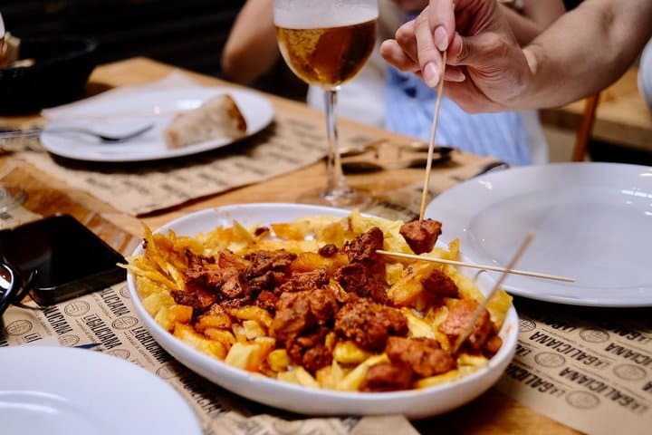 Santiago Old Town Food Tour with 5 Authentic Tastings and Drinks