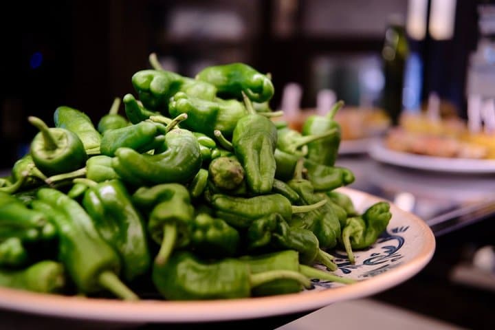 Santiago Old Town Food Tour with 5 Authentic Tastings and Drinks
