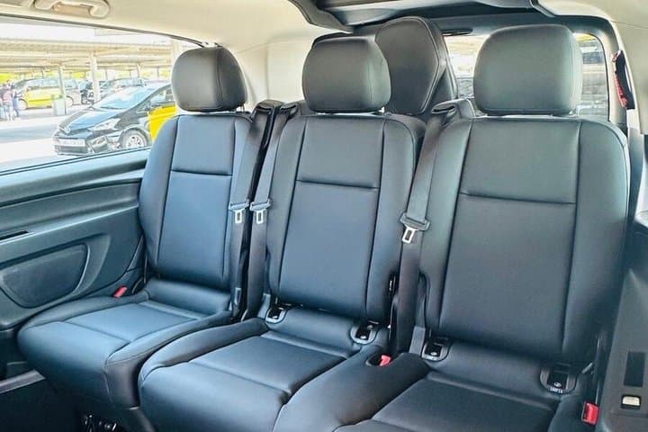 Barcelona Cruise Port to Sants Station Private Taxi Transfer