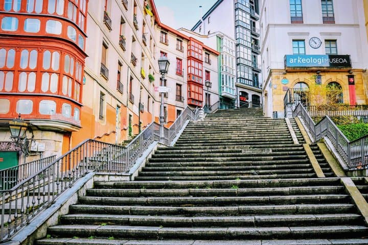 Bilbao Private Tour Culture Local History and Jewels