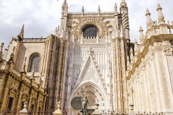 Seville Cathedral and La Giralda Entry Ticket