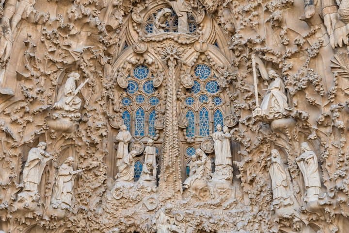 Barcelona Sagrada Familia Entry Ticket with Audio Guide